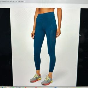 Lululemon Always Airy Legging, Size 6
